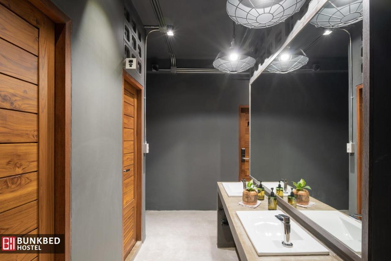 Bunkbed Hostel Makkasan Exterior photo