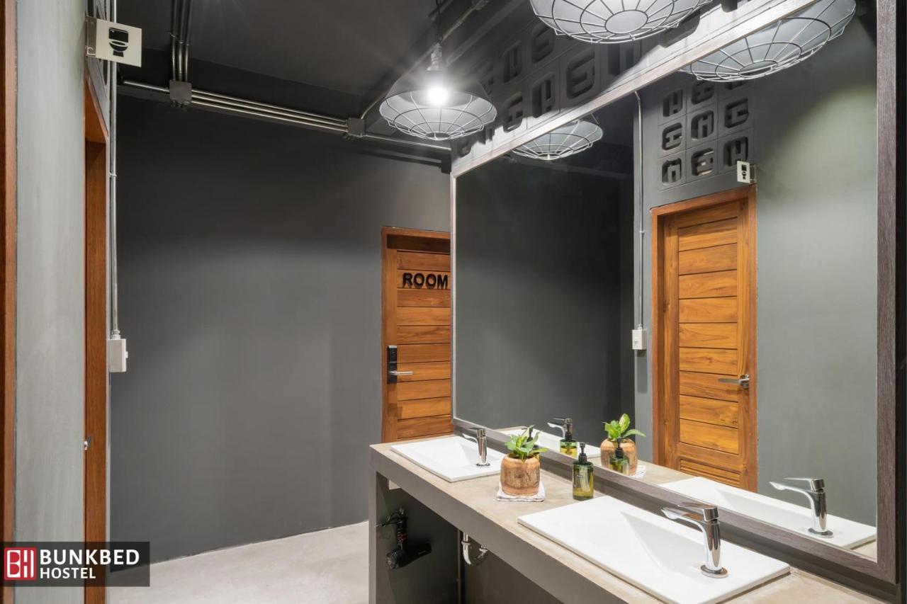 Bunkbed Hostel Makkasan Exterior photo