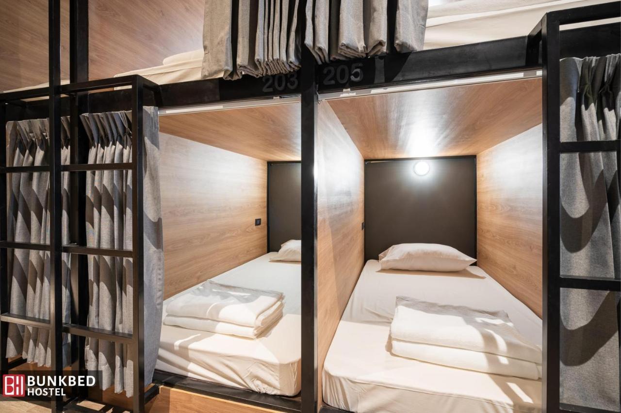 Bunkbed Hostel Makkasan Exterior photo